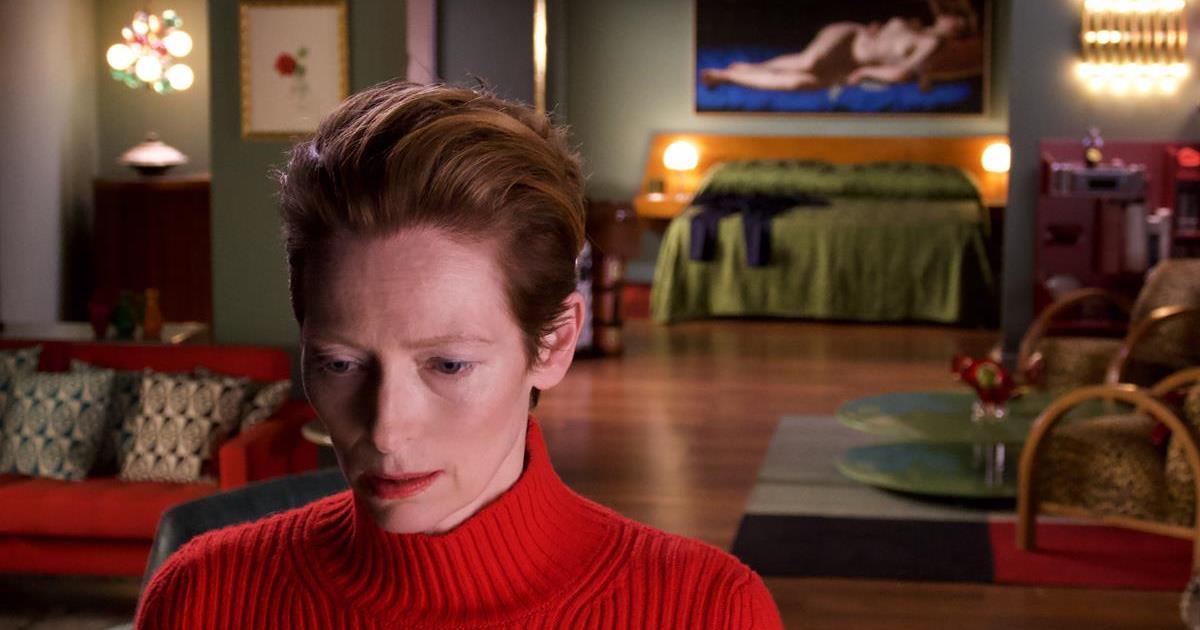 Tilda Swinton as Her in “The Human Voice.” Cr: Iglesias Mas/Sony Pictures Classics