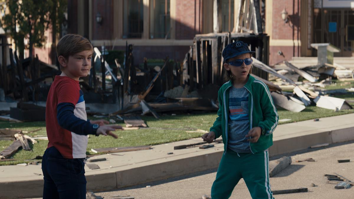 (L-R): Julian Hilliard as Billy and Jett Klyne as Tommy in “WandaVision.” Cr: Marvel Studios