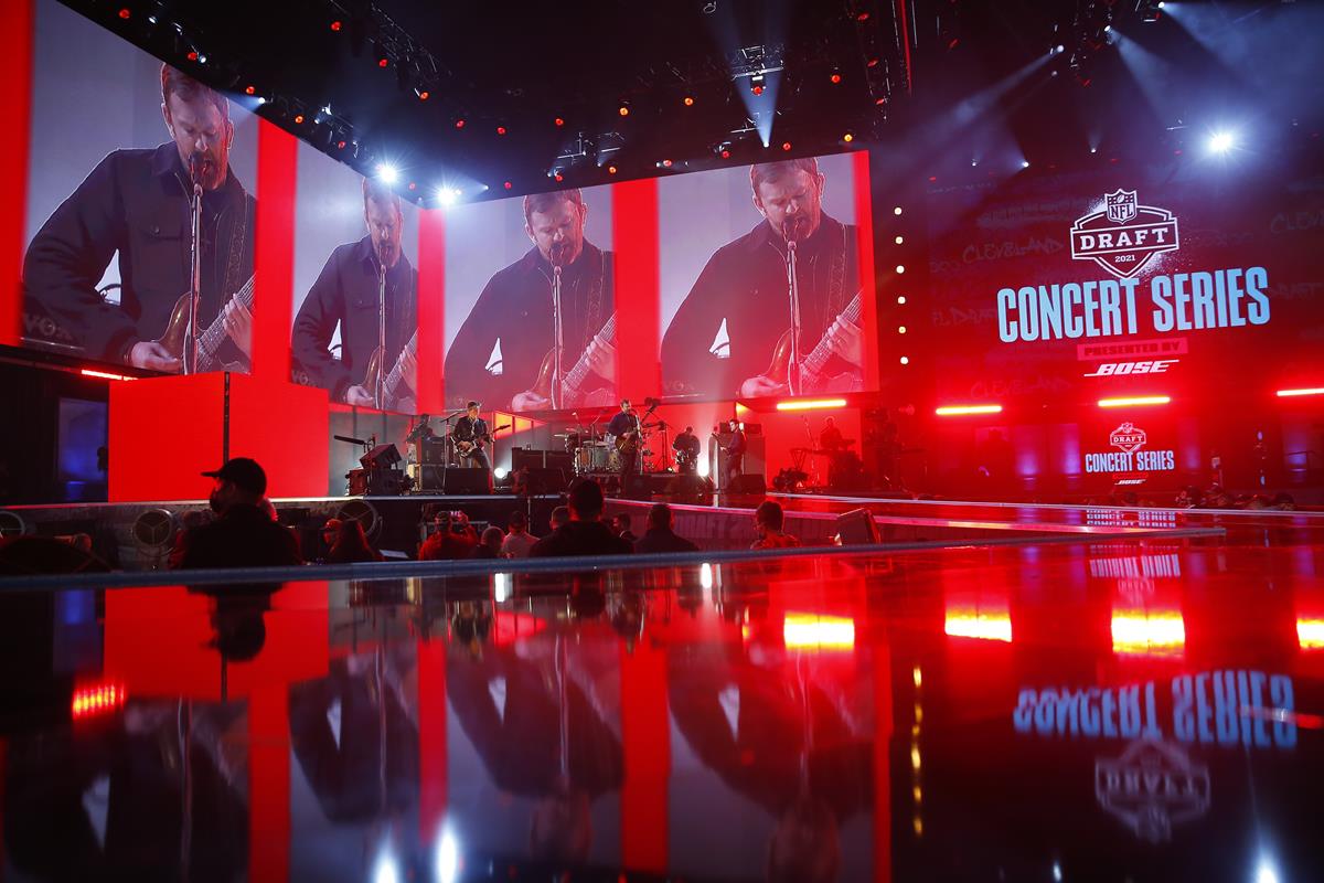 Kings of Leon performing during the 2021 NFL Draft. Cr: Jared Wickerham/ESPN Images