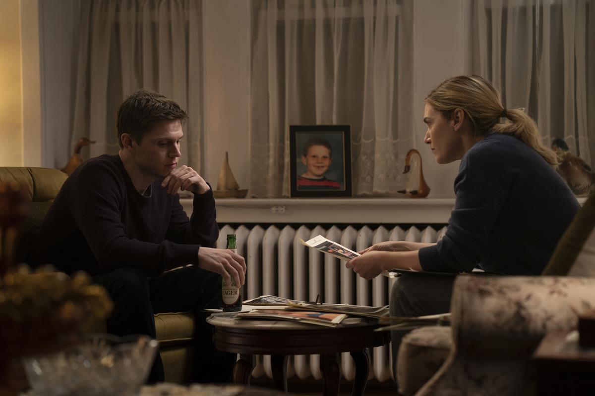 Evan Peters and Kate Winslet in “Mare of Easttown.” Cr: HBO