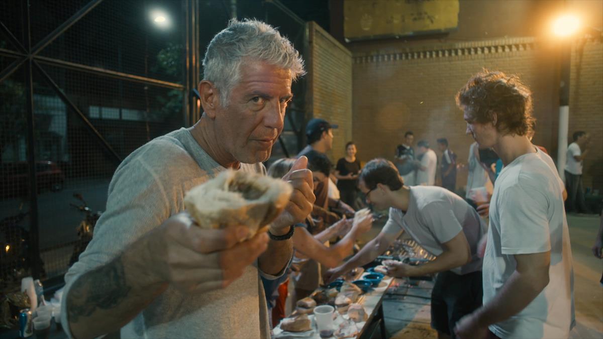 Anthony Bourdain stars in Morgan Neville’s documentary “Roadrunner.” Cr: CNN/Focus Features