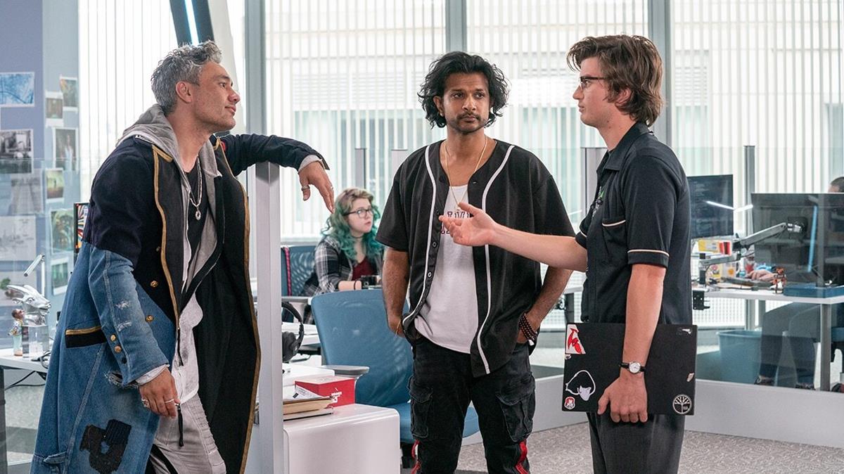 Taika Waititi as Antoine, Utkarsh Ambudkar as Mouser, and Joe Keery as Keys in “Free Guy.” Cr: 20th Century Studios