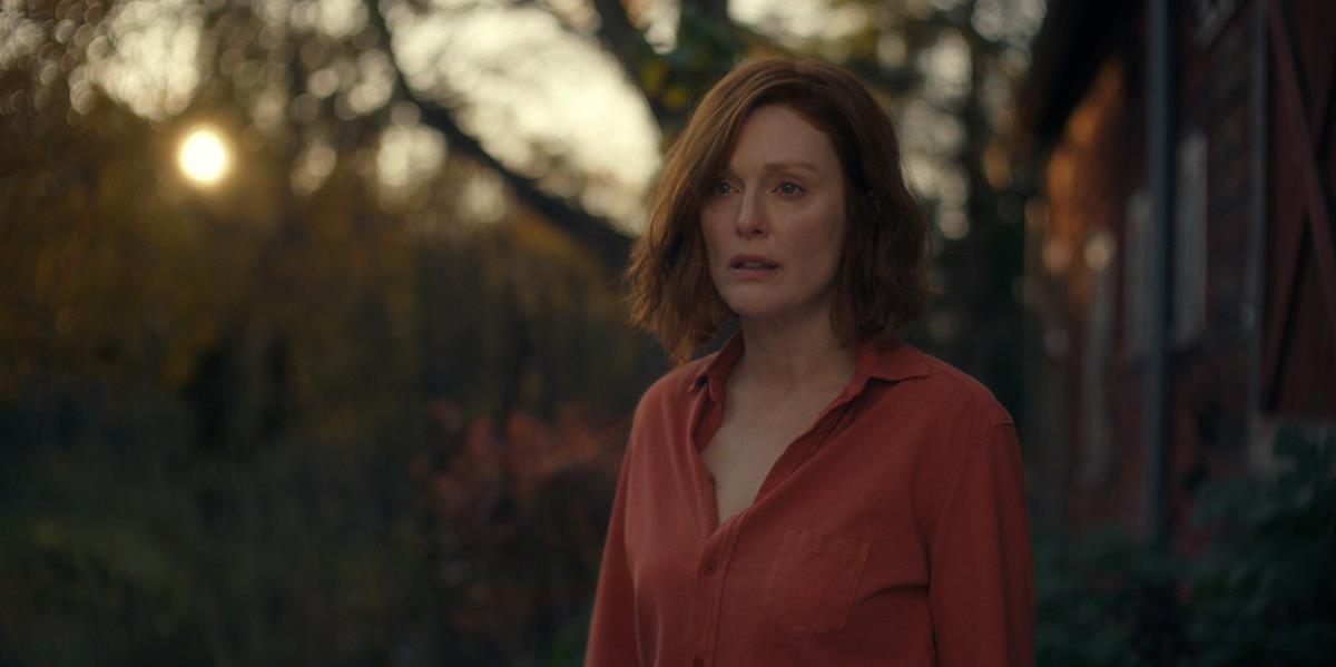 Julianne Moore in “Lisey’s Story,” now streaming on Apple TV+.