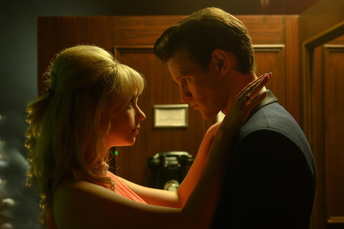 Anya Taylor-Joy as Sandie and Matt Smith as Jack in “Last Night in Soho.” Cr: Focus Features