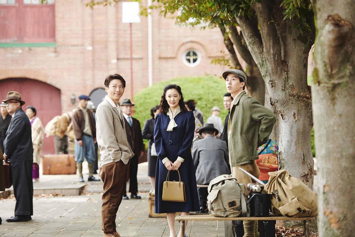 Issey Takahashi as Yusaku Fukuhara, Yu Aoi as Satoko Fukuhara and Ryota Bando as Fumio Takeshita in director Kiyoshi Kurosawa’s “Wife of a Spy.” Cr: Kino Lorber