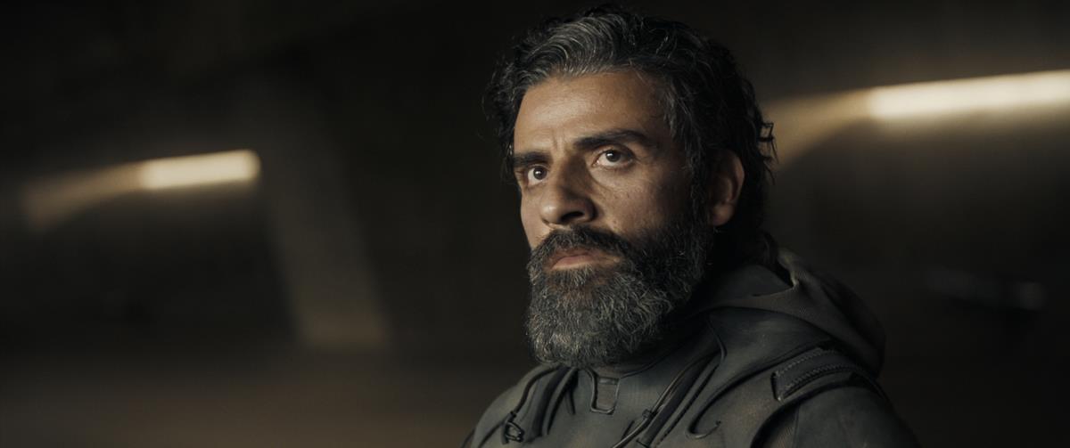 Oscar Isaac as Duke Leto Atreides in director Denis Villeneuve’s “Dune.” Cr: Warner Bros