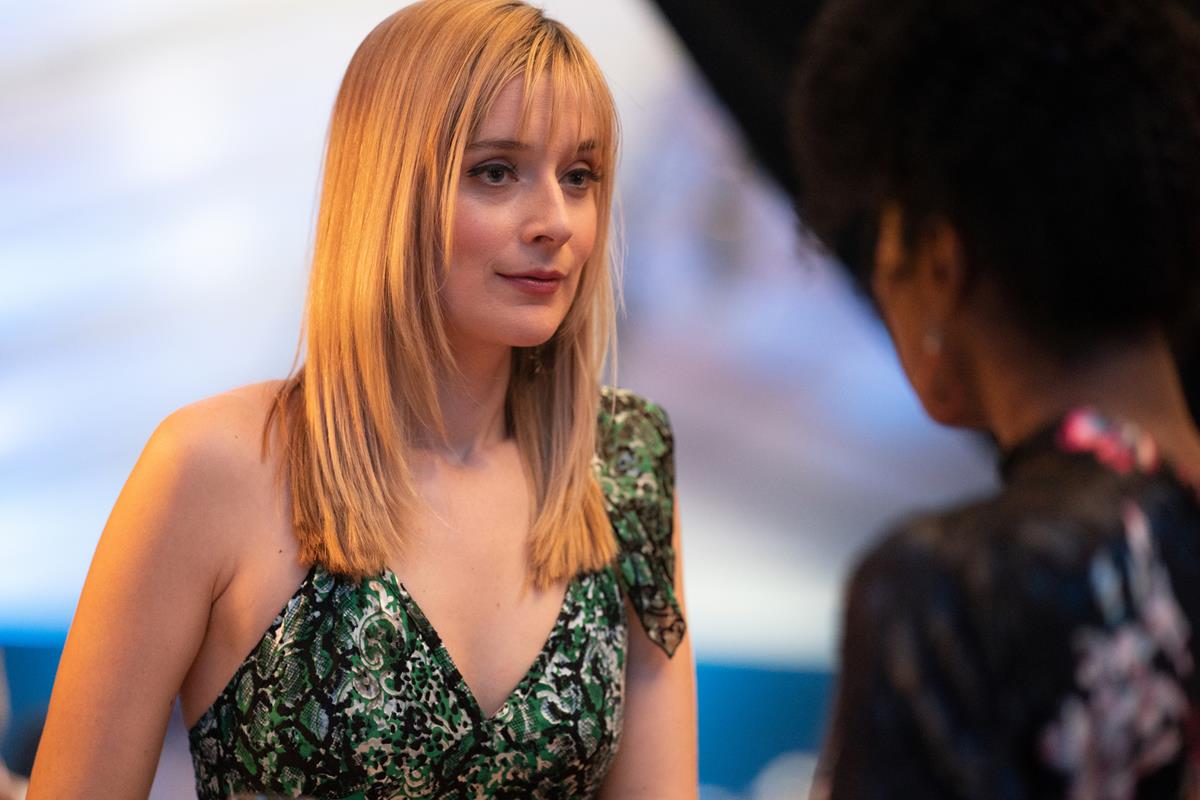 Caitlin Fitzgerald as Elizabeth in season 1 episode 3 of “Station Eleven.” Cr: Warner Media