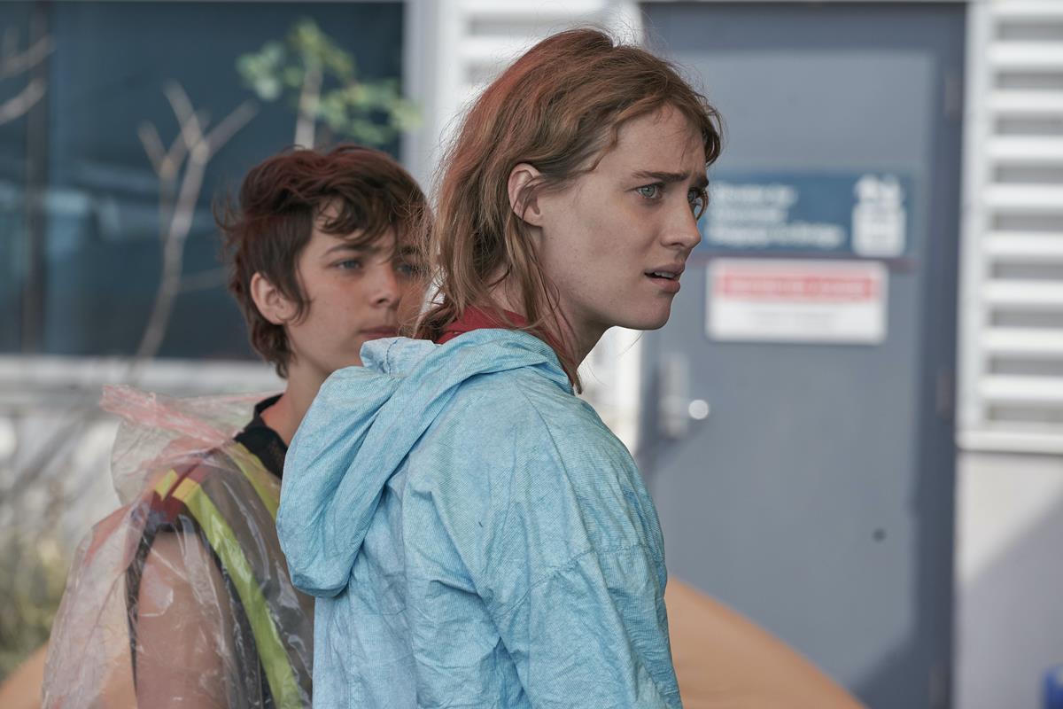 Mackenzie Davis as Kirsten Raymonde in season 1 episode 8 of “Station Eleven.” Cr: Warner Media