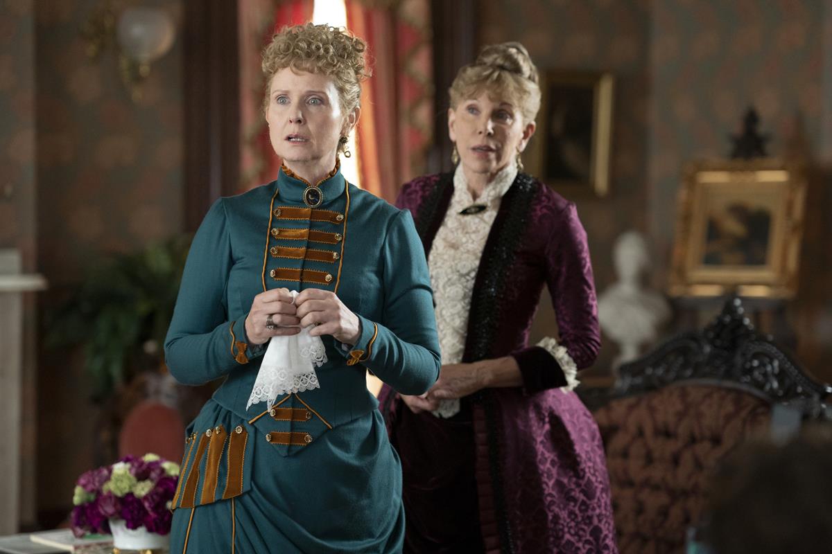 Cynthia Nixon as Ada Brook and christine Baranski as Agnes Van Rhijn in season 1 episode 4 of “The Gilded Age.” Cr: Warner Media