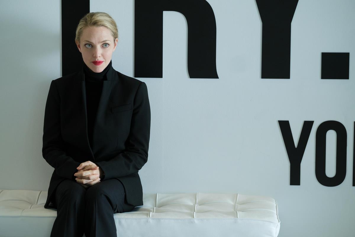 Amanda Seyfried as Elizabeth Holmes in episode 6 of “The Dropout.” Cr: Beth Dubber/Hulu