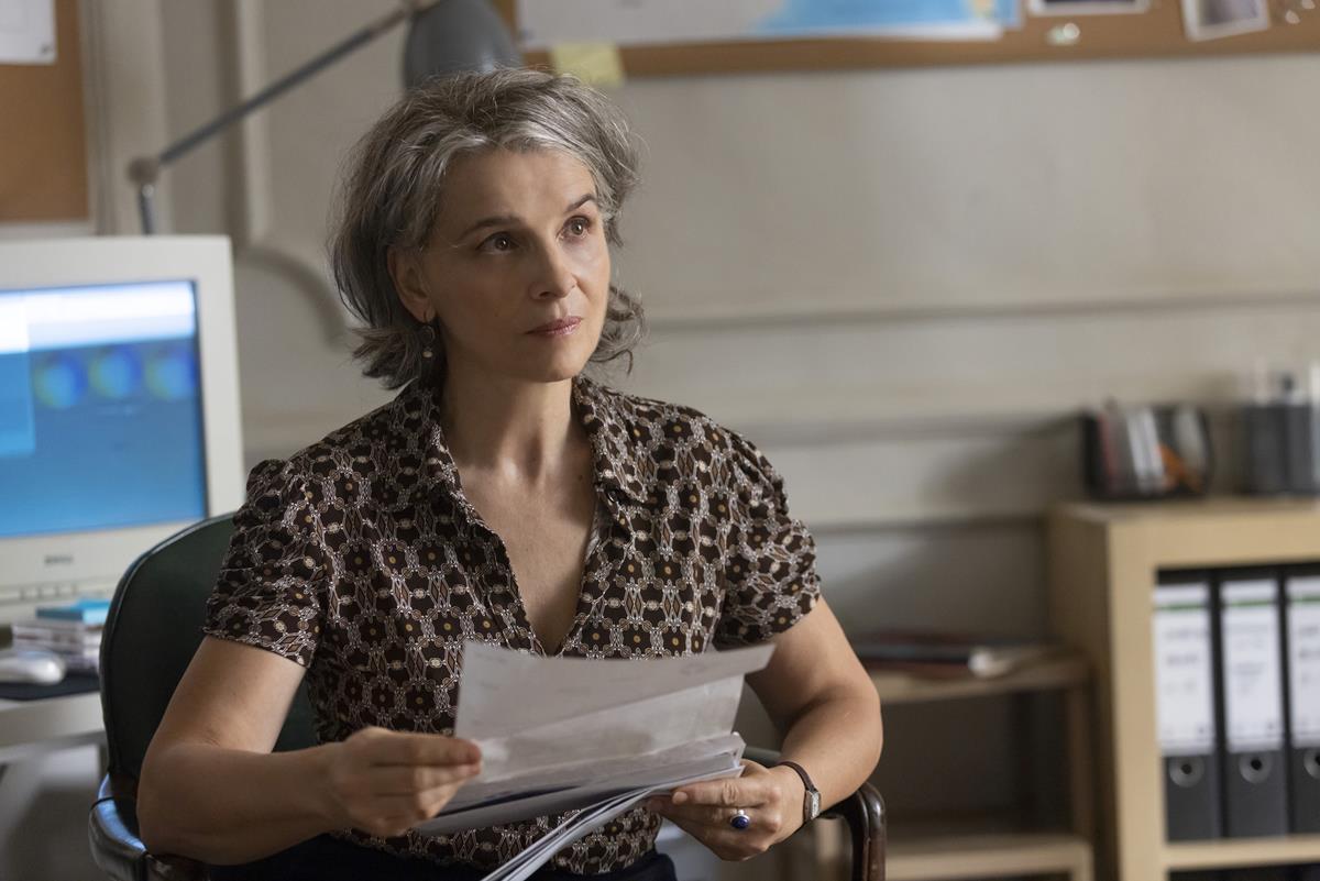 Juliette Binoche as Sophie Broussard in episode 6 of “The Staircase.” Cr: Warner Media