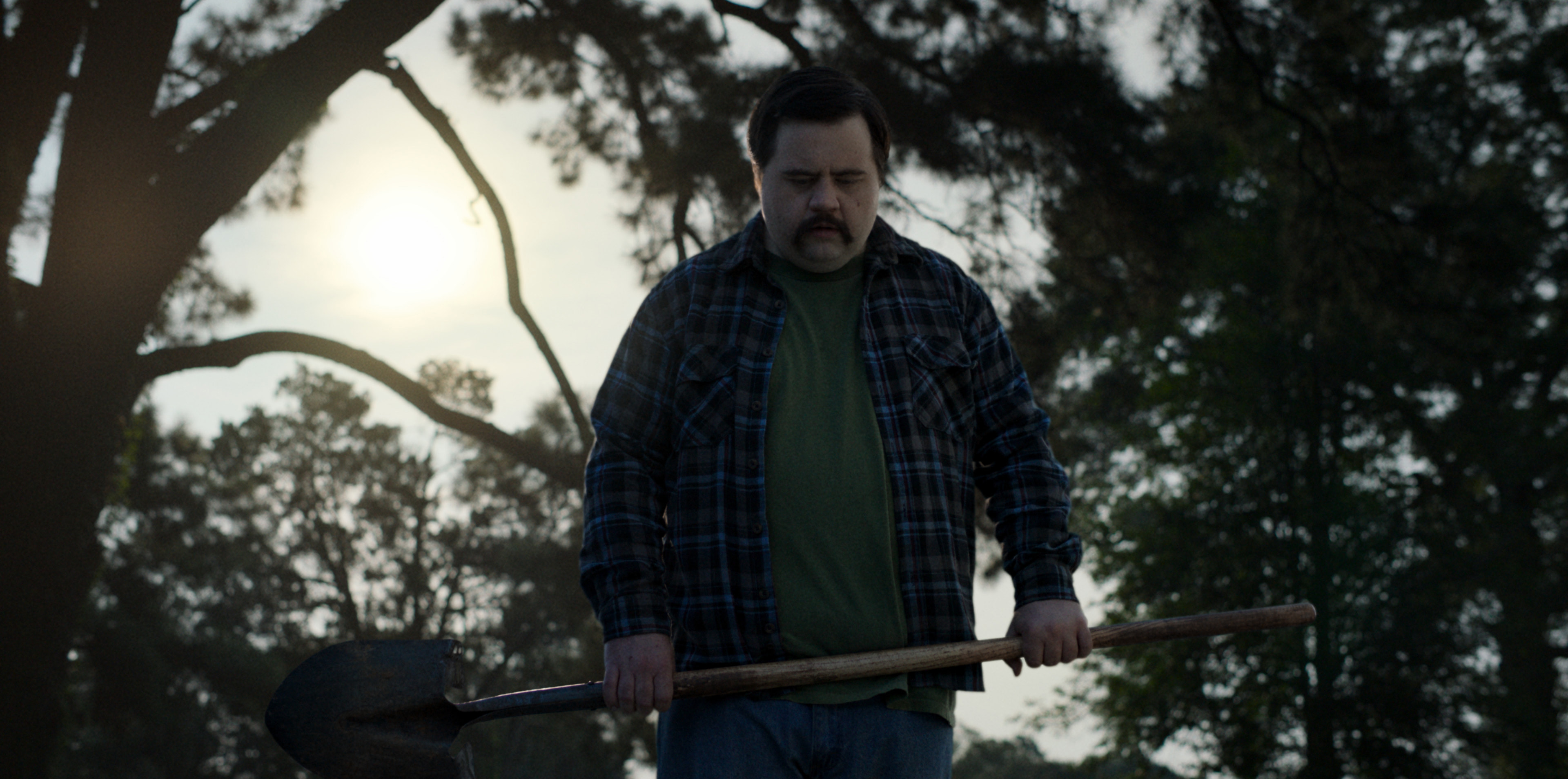 Paul Walter Hauser as Larry Hall in episode 4 of “Black Bird.” Cr: Apple TV+