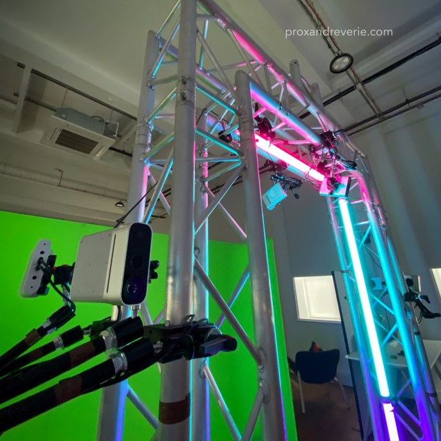 Volumetric camera set up in the holoportation gateway. Cr: Prox & Reverie