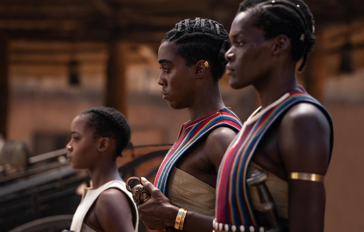 Lashana Lynch as Izogie in director Gina Prince-Bythewood’s “The Woman King.” Cr: Ilze Kitshoff/Sony